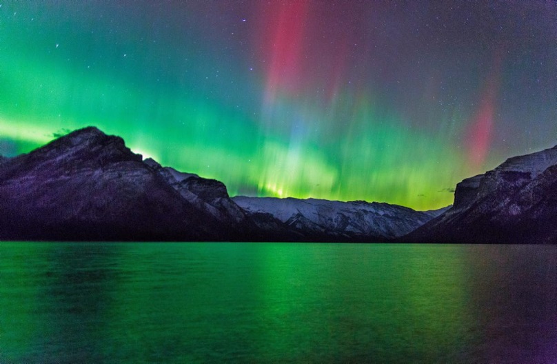 aurora-borealis-canada